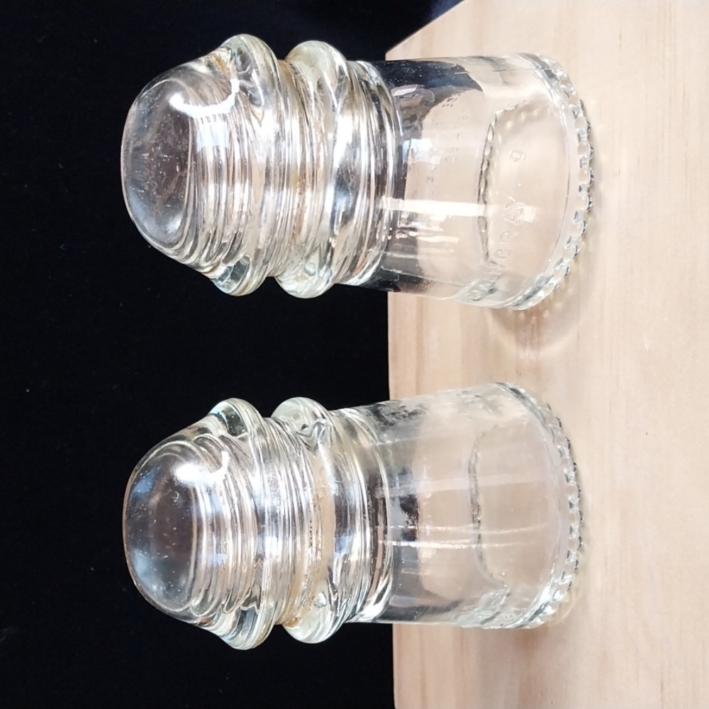 Pair Vintage Hemingray 12 Clear Glass Insulator - Picture 3 of 10